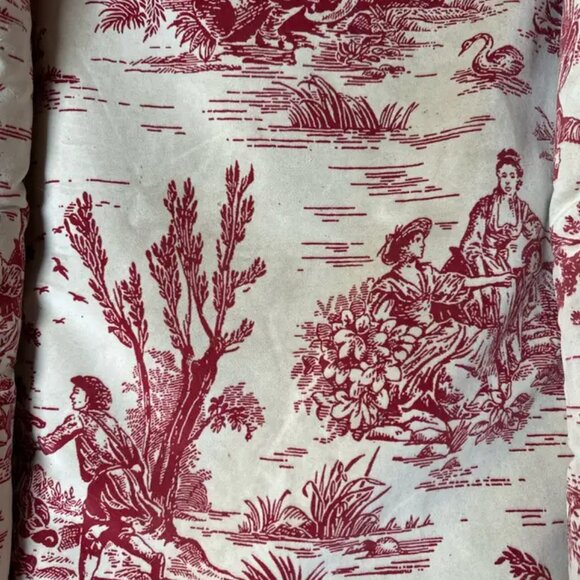 Bowsers Donut Bed Raspberry Toile - Picture 4 of 5